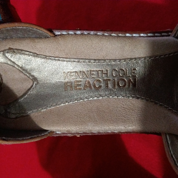 Kenneth Cole Reaction Sandal Wedge - Picture 6 of 8